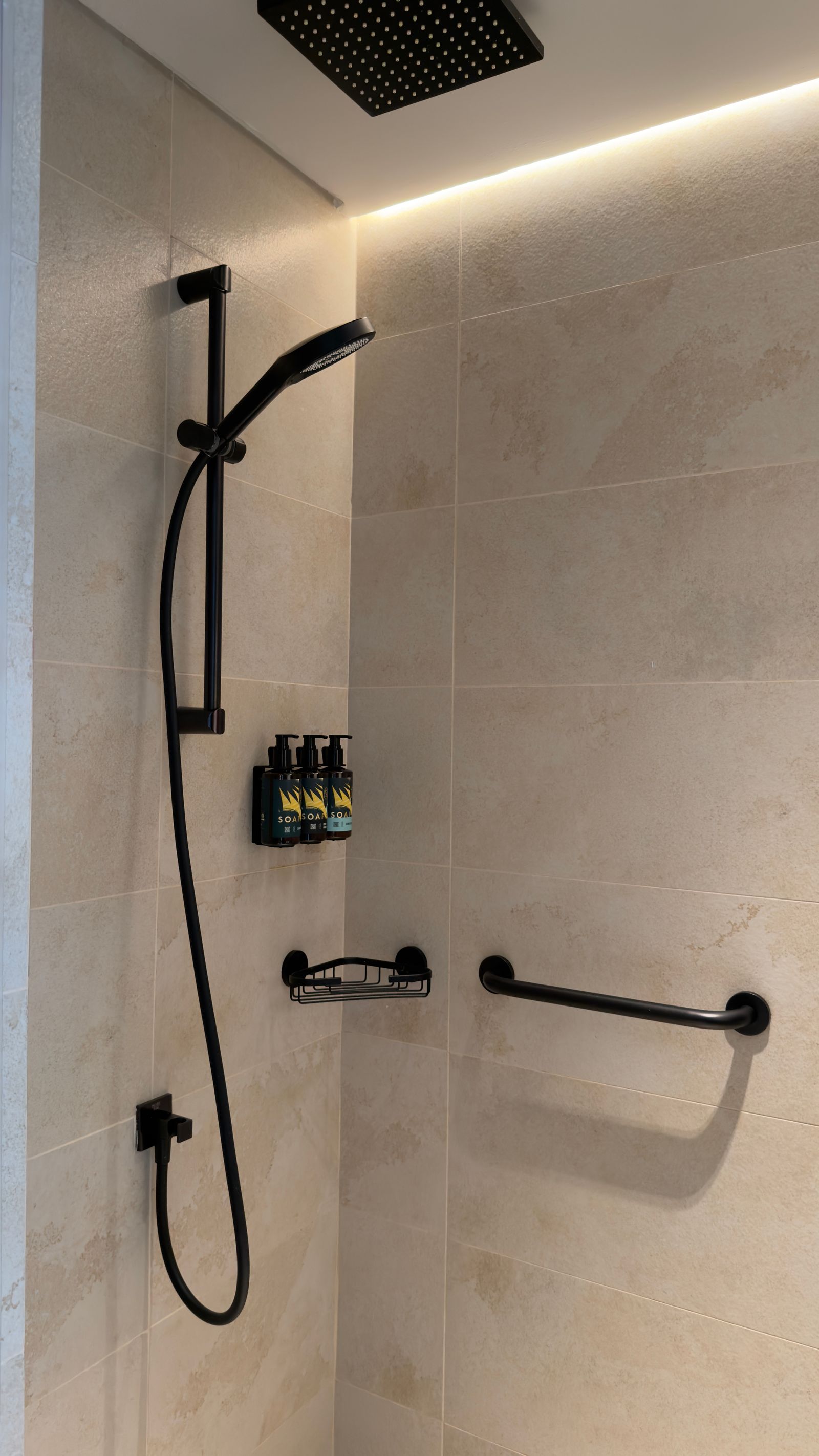 Modern tiled bathroom with shower